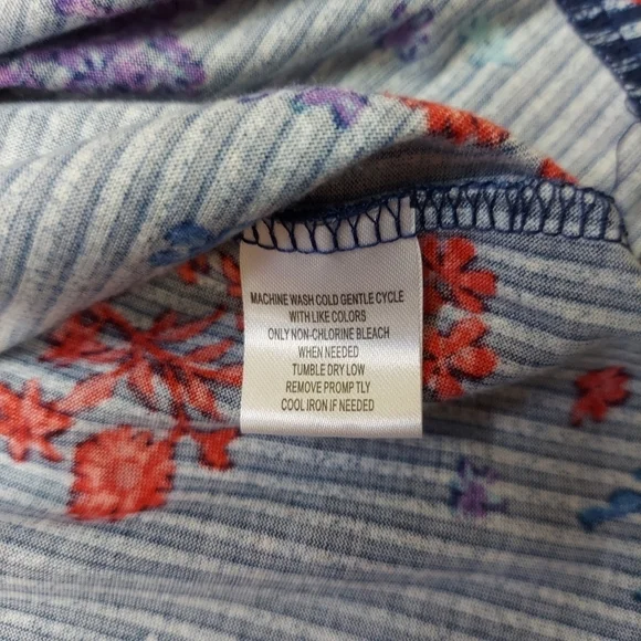 French Laundry Womens Size M Blue Floral Striped Button Front Blouse Long Sleeve - Picture 12 of 14